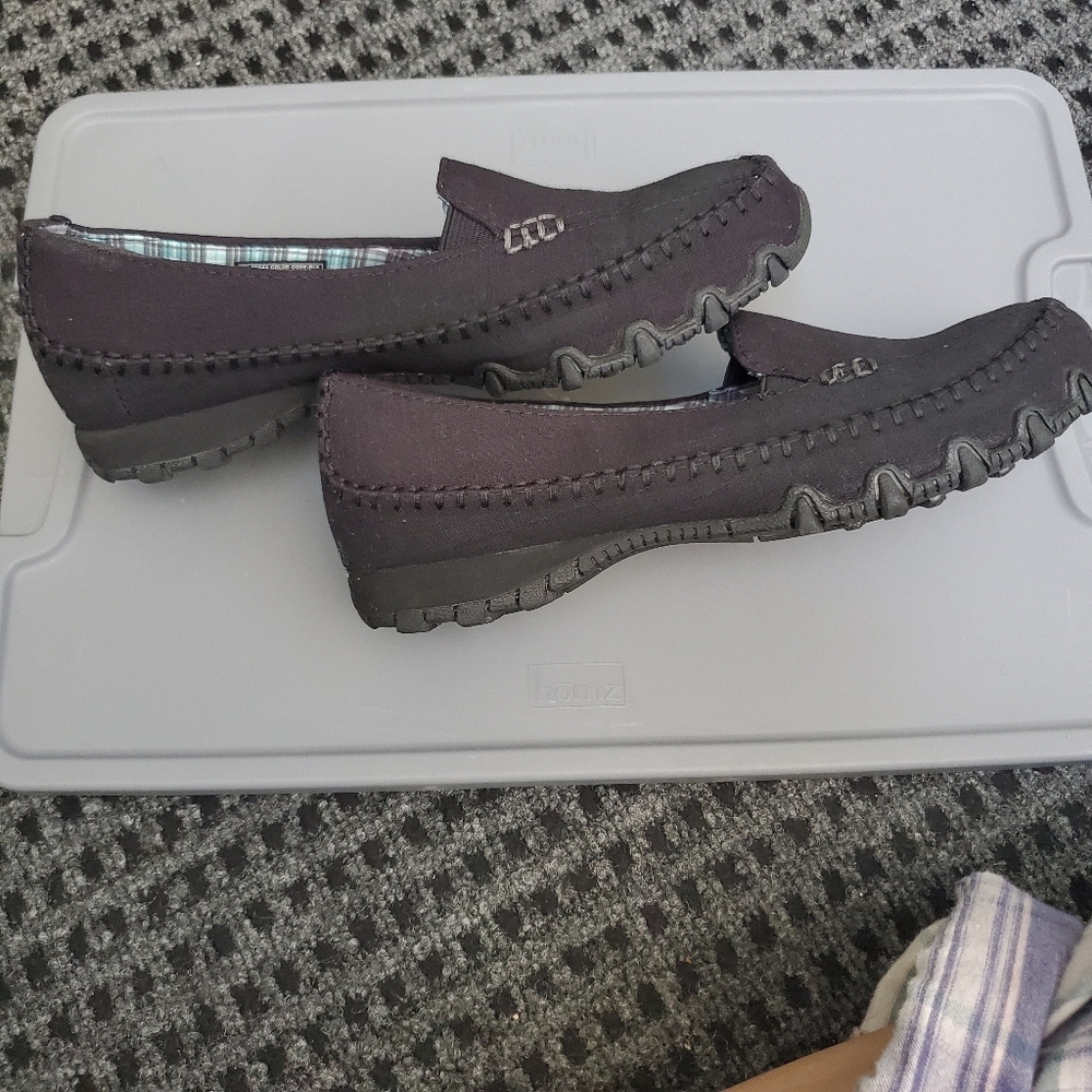 Skechers SlipOn Loafer